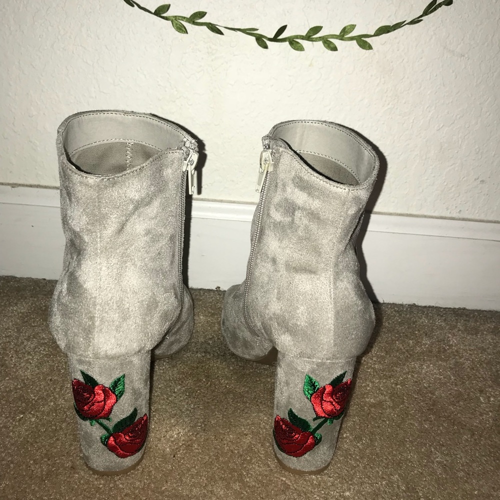 Rose Peep Toe Heels - Picture 1 of 2